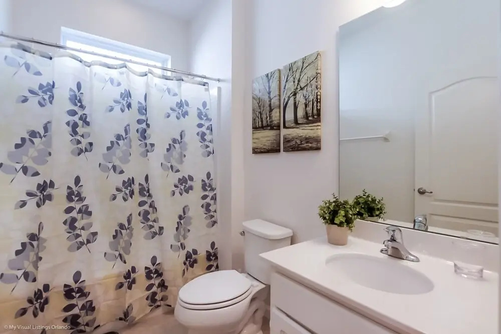 Solterra - 5204 Oakbourne Avenue