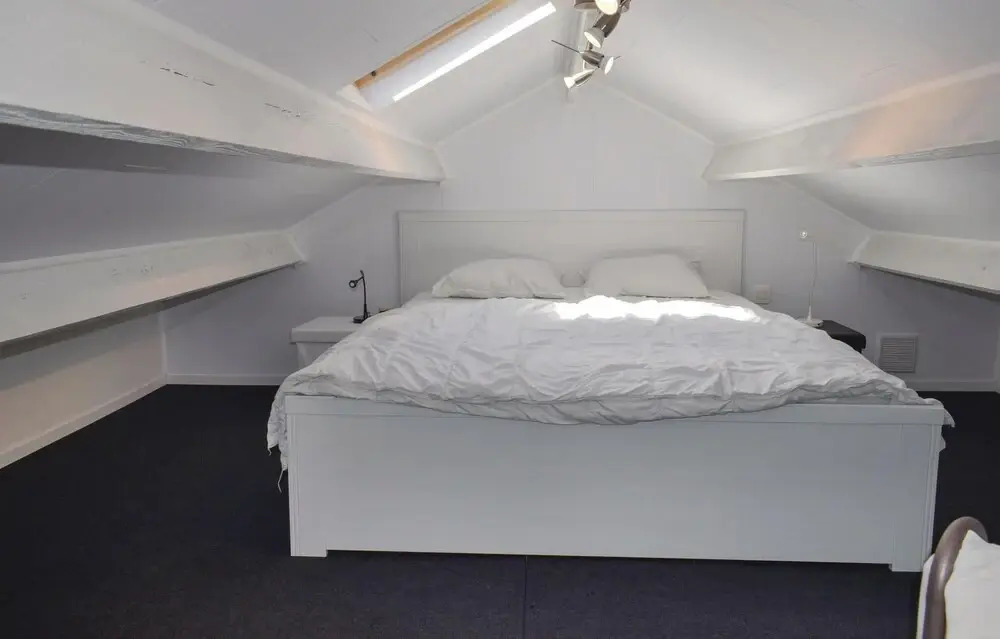 Amazing Home in Somme-leuze With 3 Bedrooms