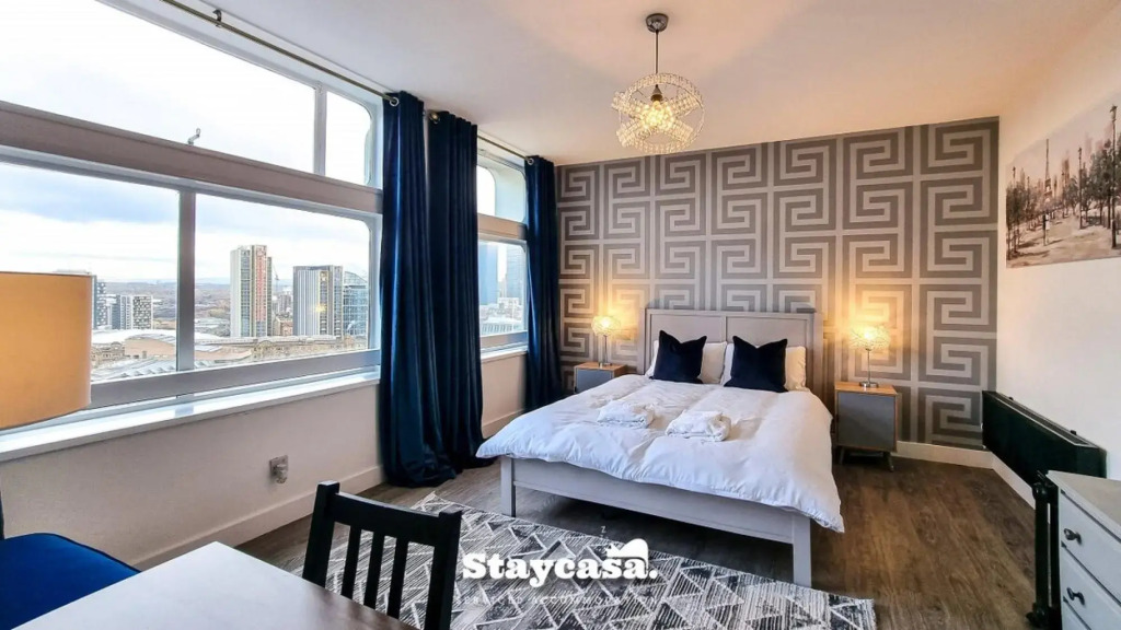 Luxury Spacious City Centre Apartment Amazing View