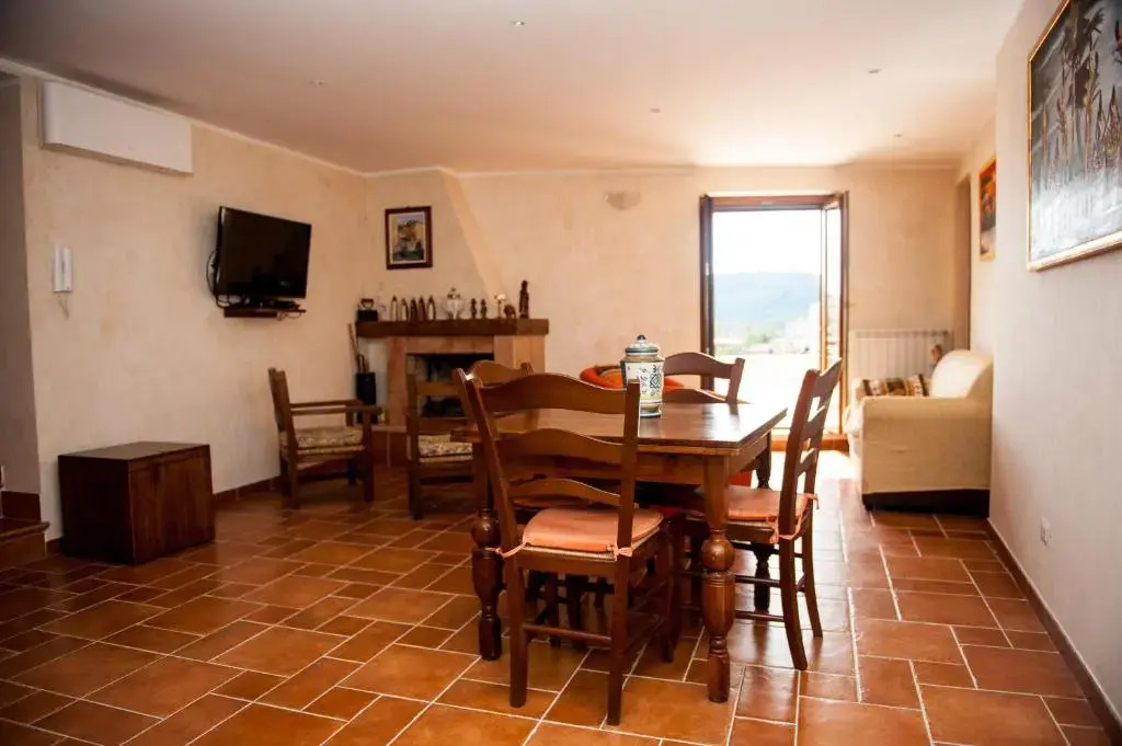 Casa Vacanza La Piazza