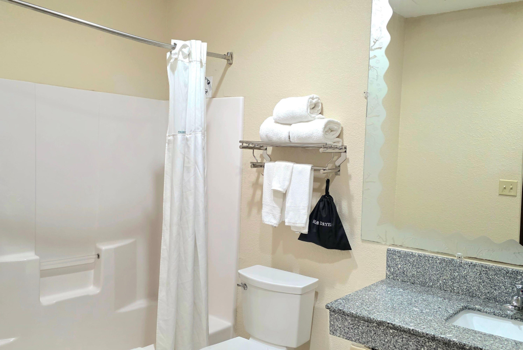 Ramada by Wyndham South Waco