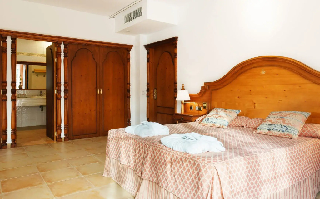 La Moraleja The Quiet Hotel