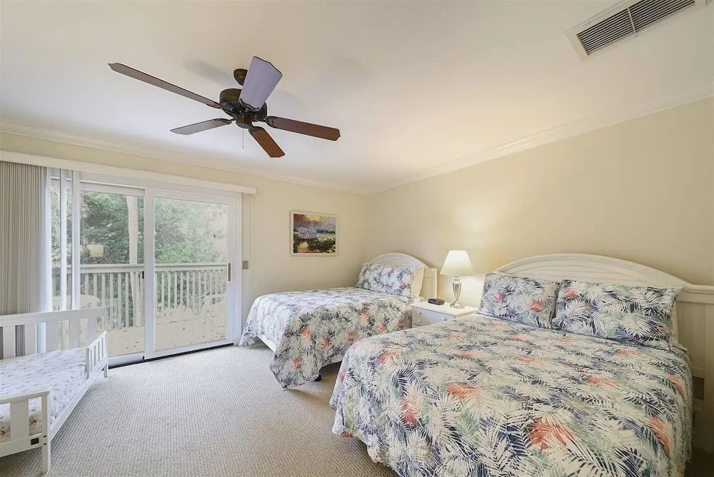 Ocean Cove 835