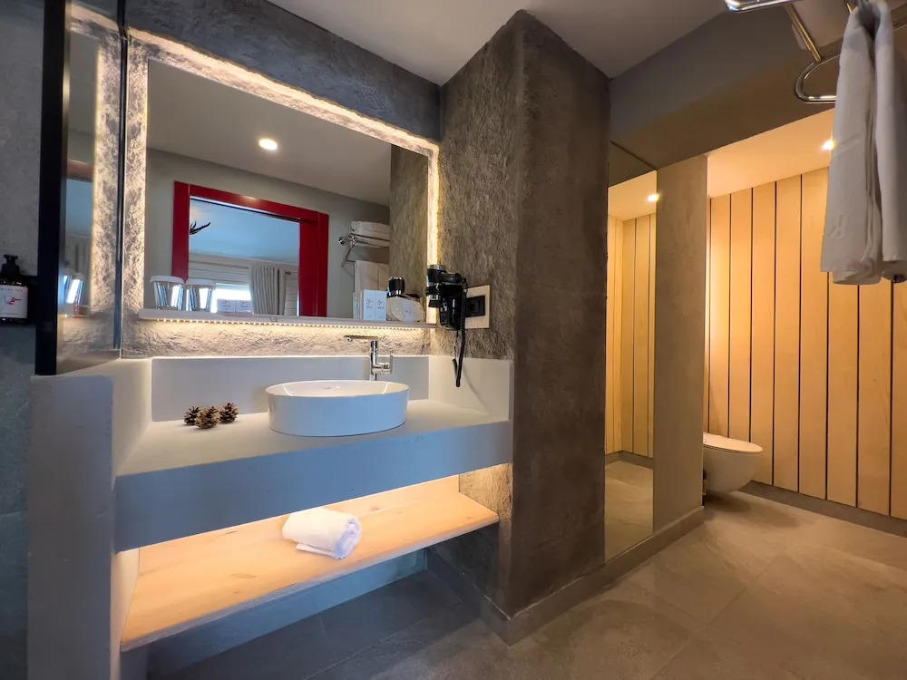 Kartal Hotel