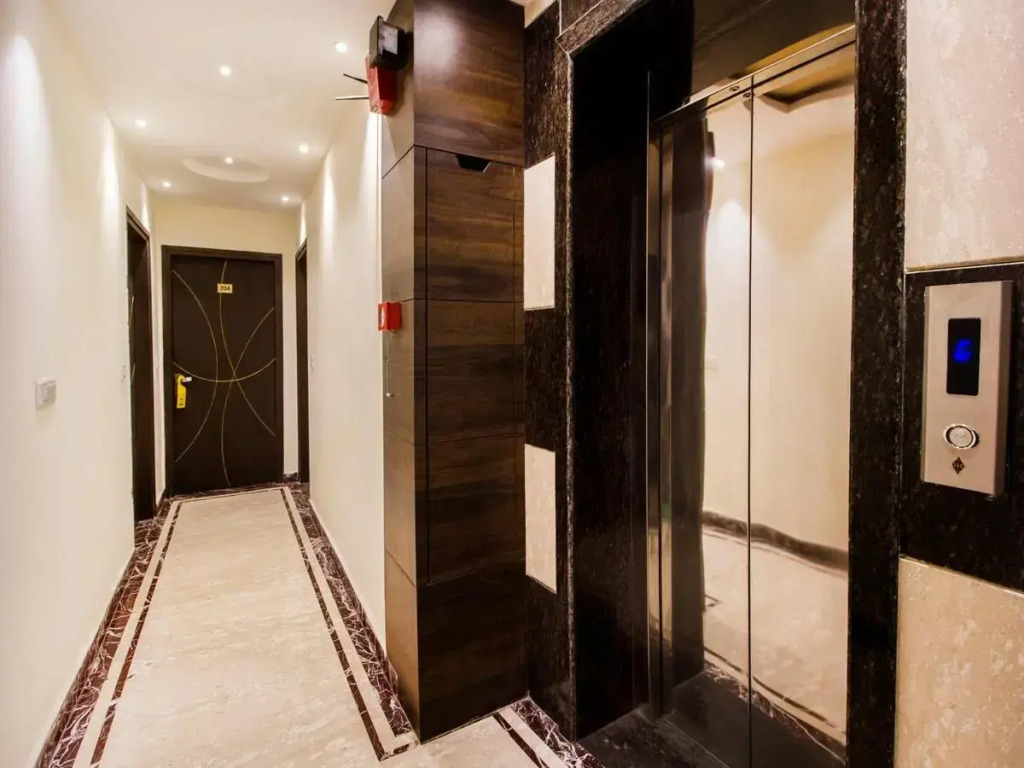FabExpress Le Continental - Nr New Delhi Railway Station