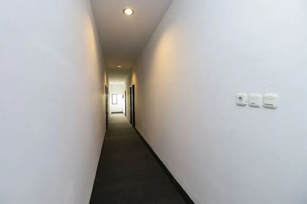 Airy Panam HR Soebrantas KM 8.5 Pekanbaru