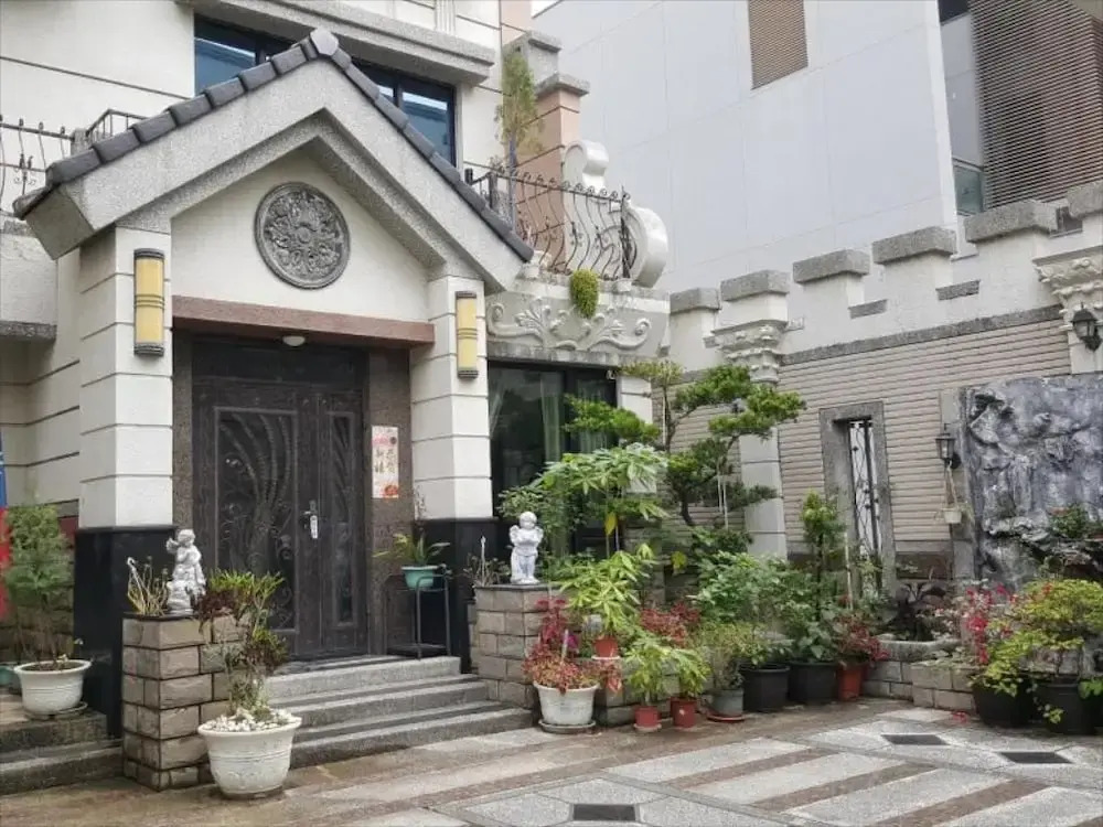 KK House