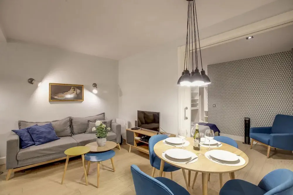 Stylish Apartment in Heart of Malasaña