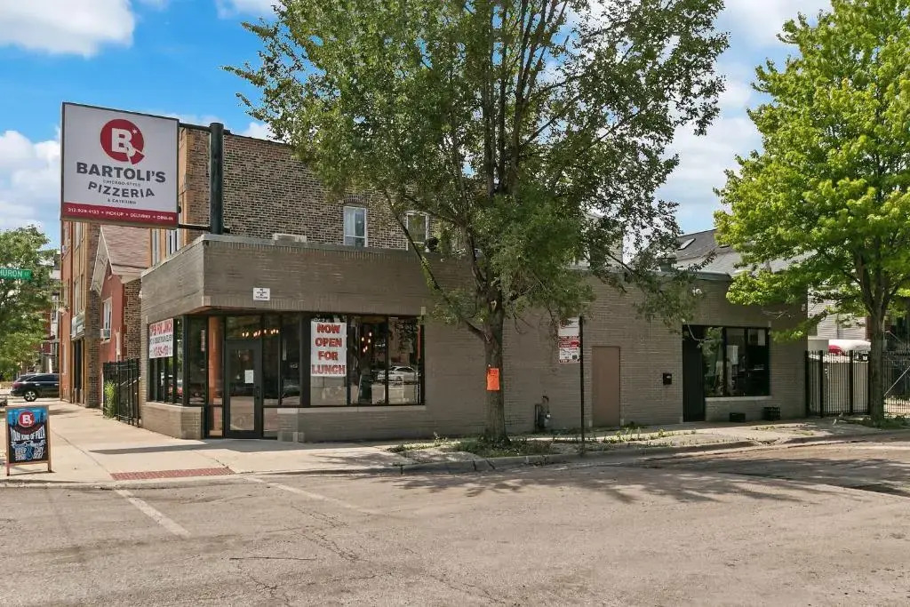 Stylish Comfortable 2-Bedroom 1 Bath West Town