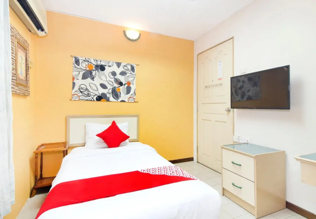 OYO 538 A&N Hotel