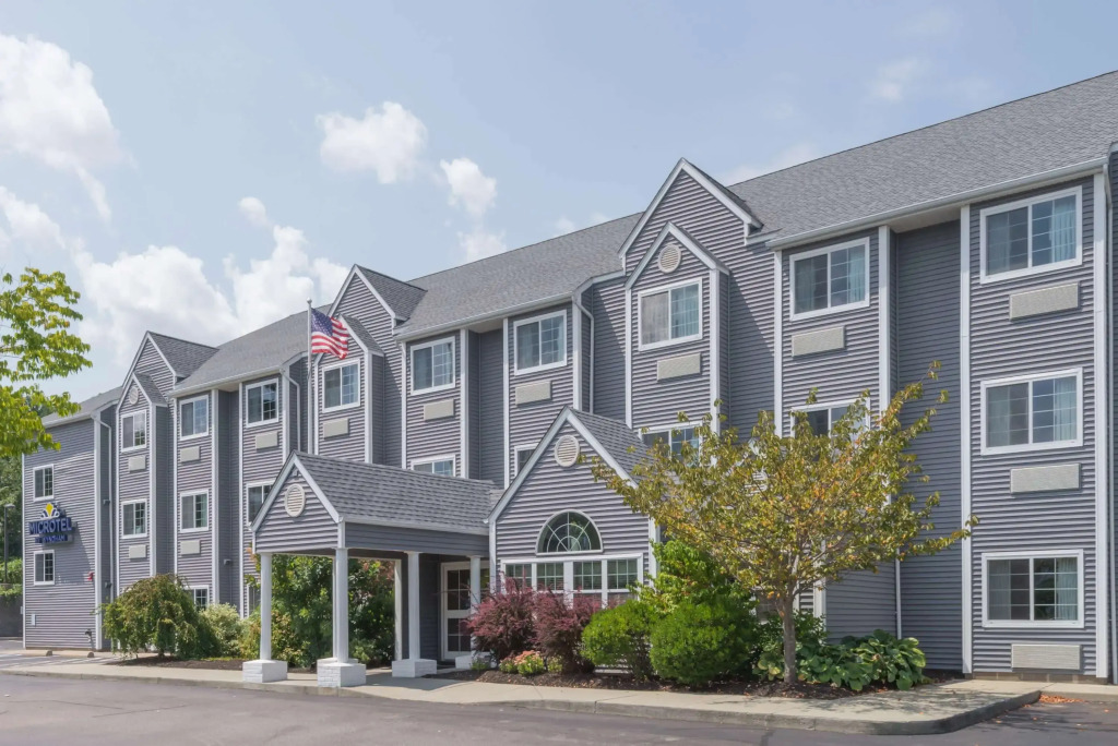 Microtel Inn & Suites by Wyndham Uncasville Casino Area
