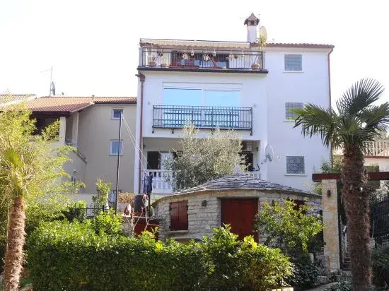 Lungo mare apartments
