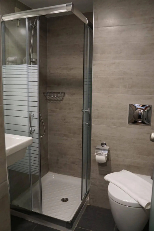 Piraeus Port Hotel