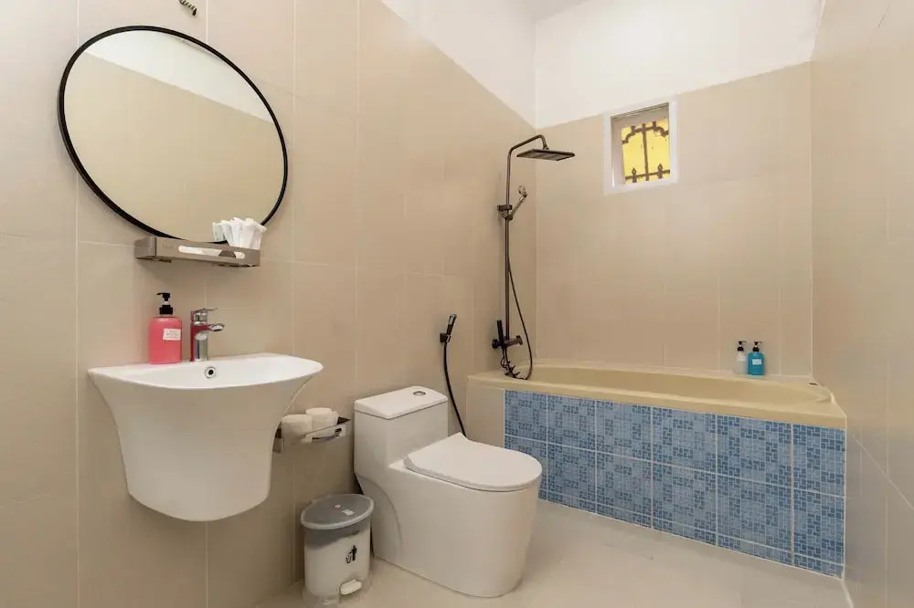 Lux White Villa