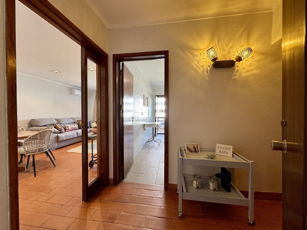 Vilamoura Summer Villa 2 With Pool by Homing