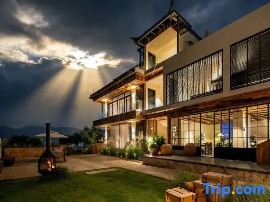 Mu Yun Ting Feng・360° Sea View, Cangshan Sunset Cloud Breeze Resort (Dali Erhai Store)