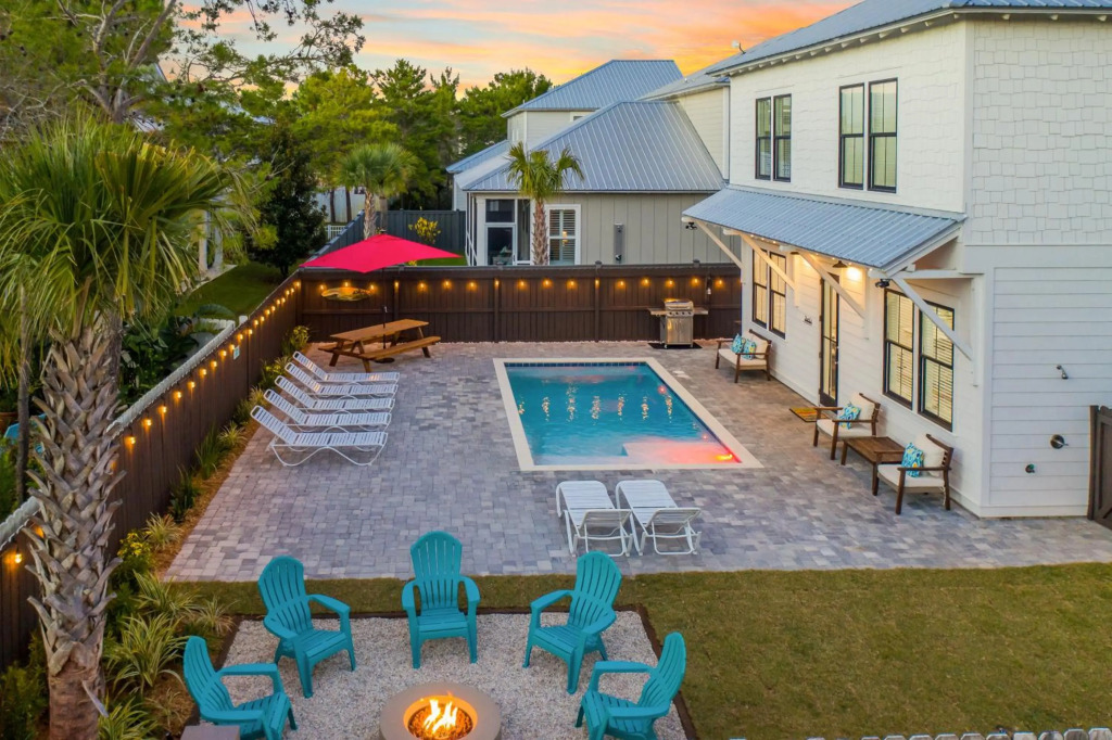 NEW LISTING! Private Heated Pool, Short Walk 2 Beach