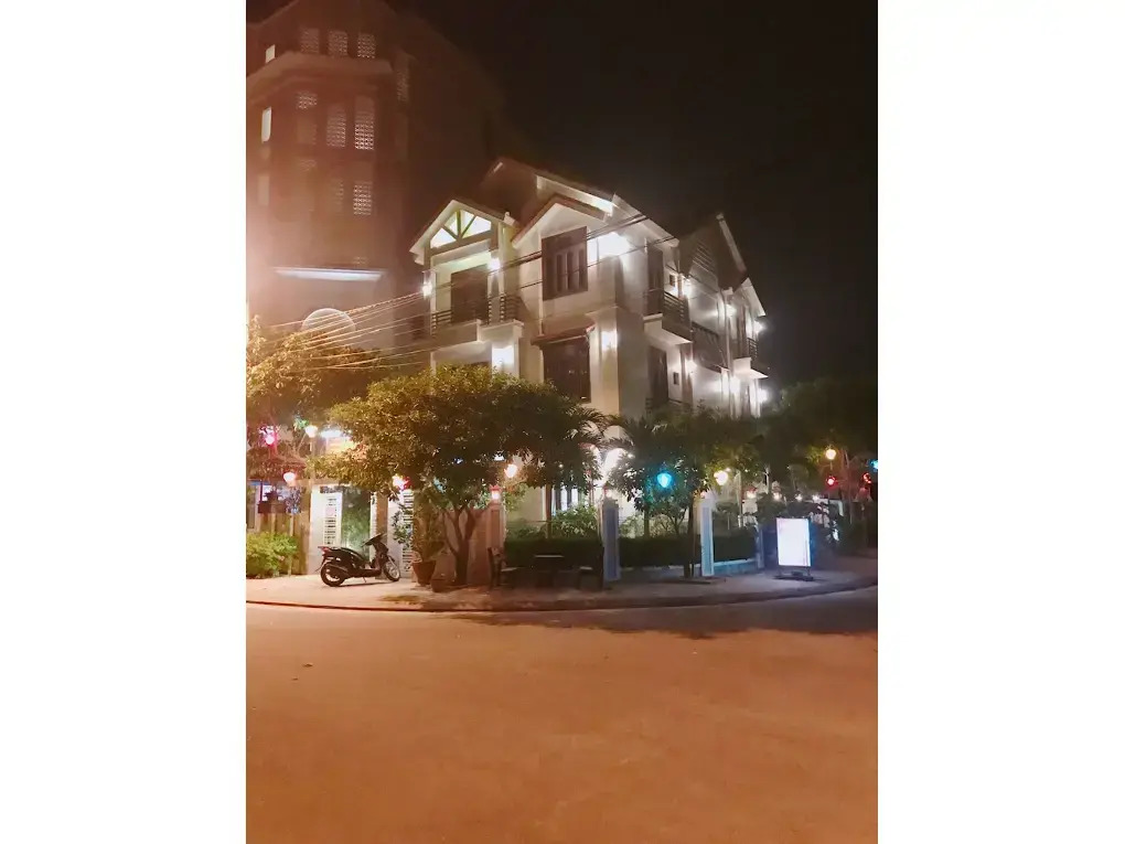 Lantern Villa