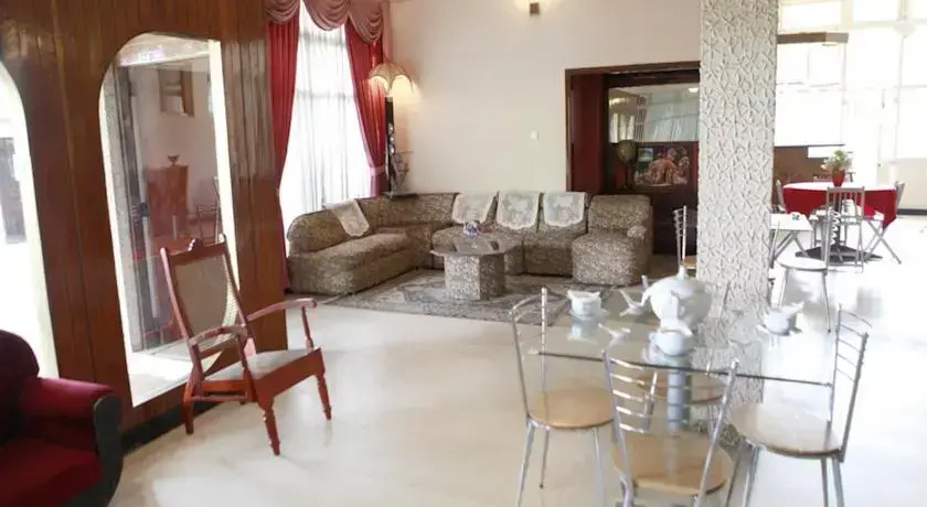 Prince Hotel