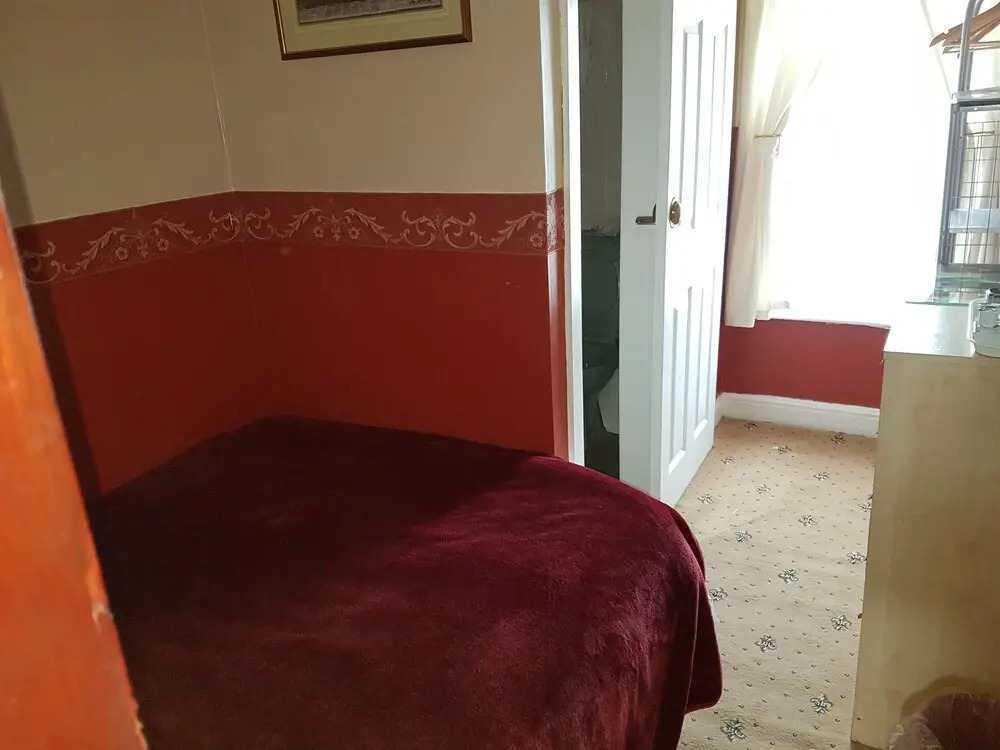 The Cresta Guest House