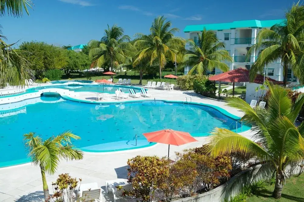 Grand Baymen Resort
