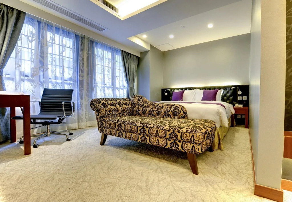 The Bauhinia Hotel - Central