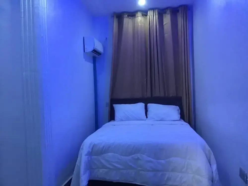 Solomon's porch hotel and suites