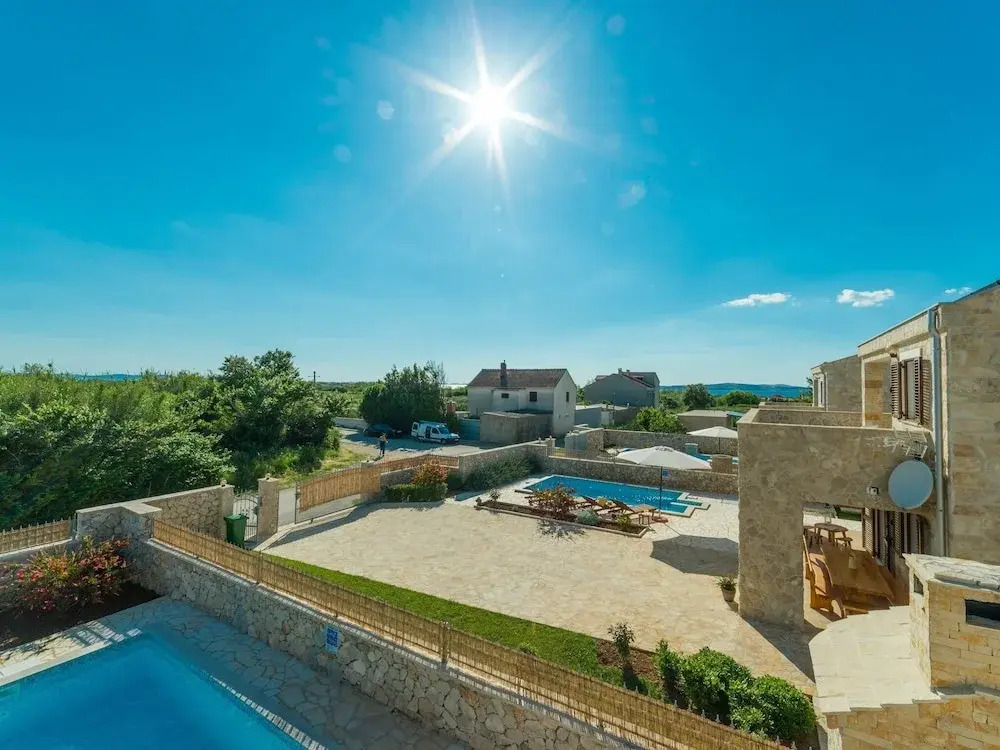 Beautiful Villa in Privlaka With Heated Swimming Pool