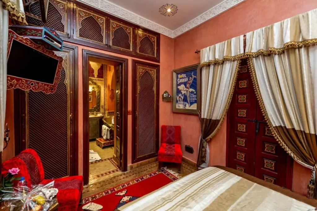 Riad Hikaya