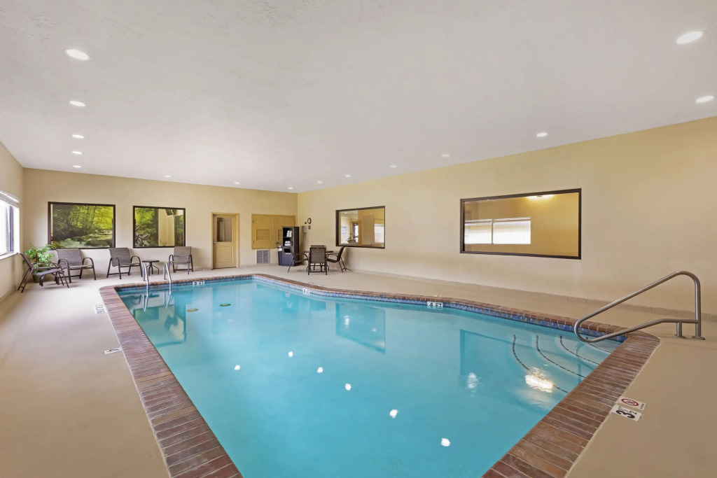 Best Western Franklin Town Center Hotel & Suites