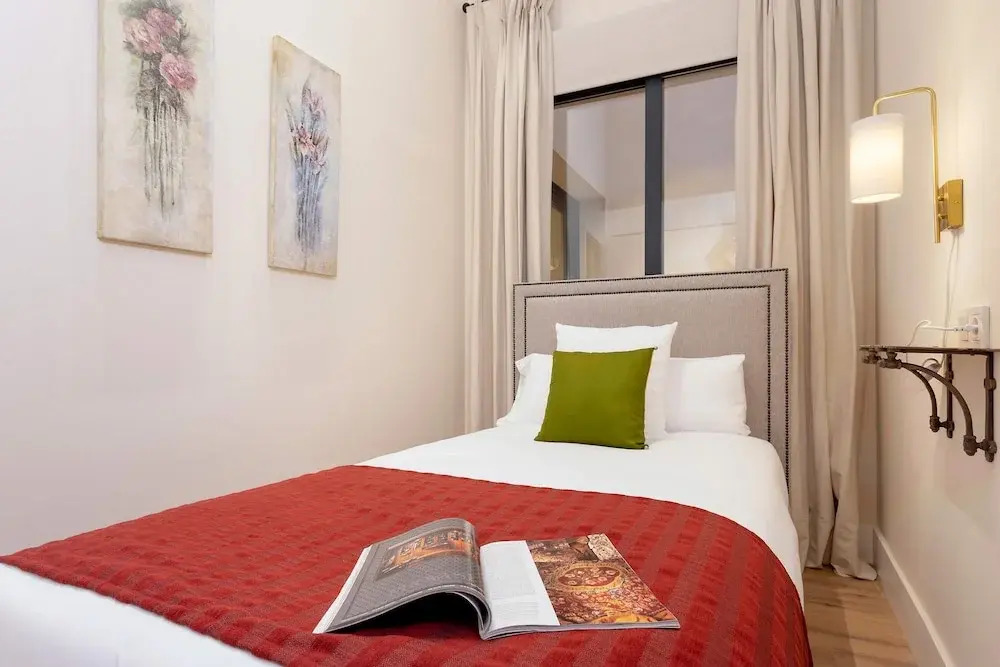 Exclusive Apartment Near Cathedral Rodrigo Caro II