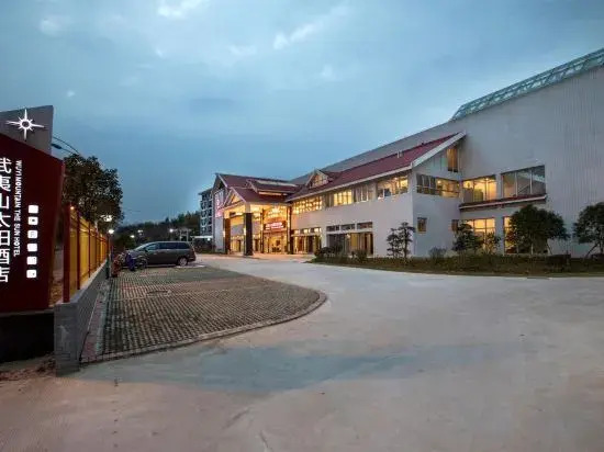 Sun Hotel