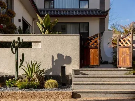 Lijiang Yixi Yixia Designer's Light - luxury Homestay (Gucheng Store)