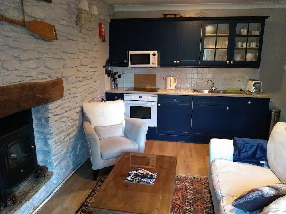 Lakeview Cottage