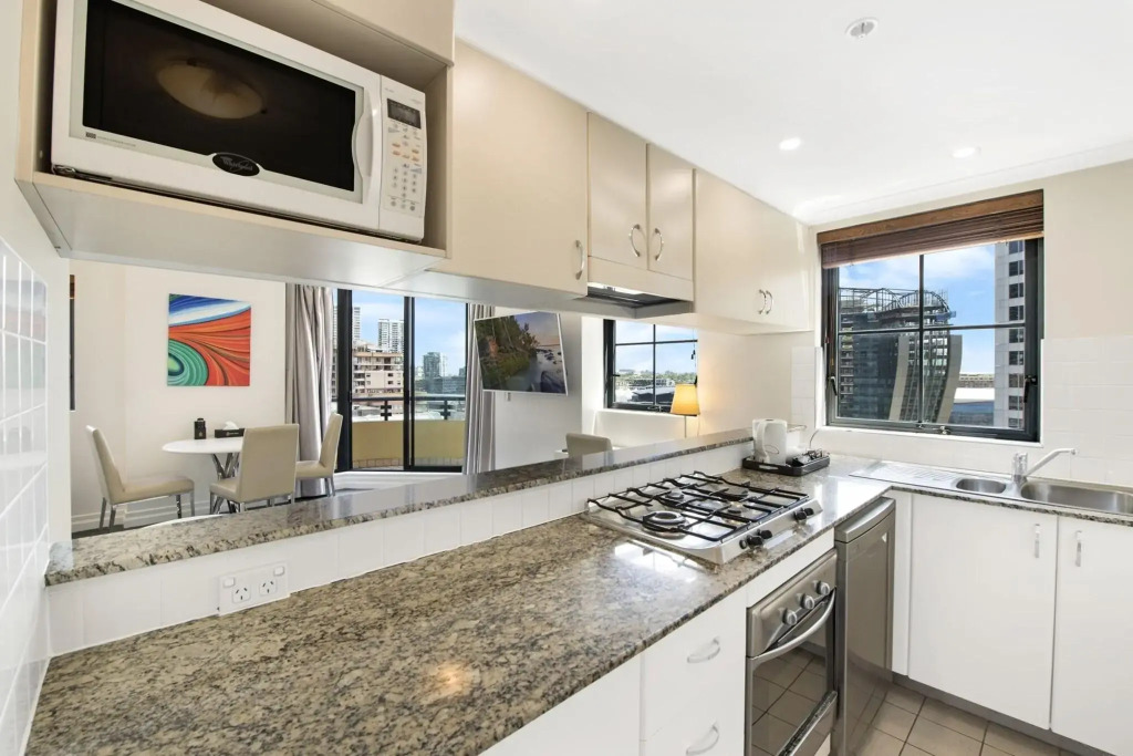 YEHS Hotel Sydney Harbour Suites