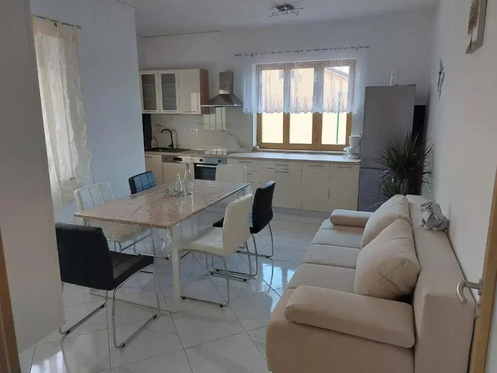 Apartman Bakša