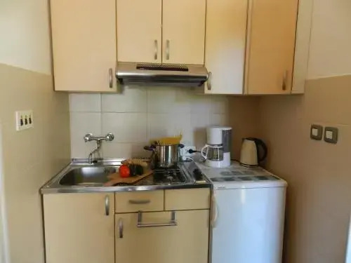 Apartments Lodra