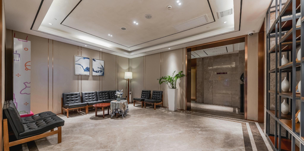 Yitel Hotel (Shanghai Lujiazui Financial District Fangdian Road Subway Station Branch)