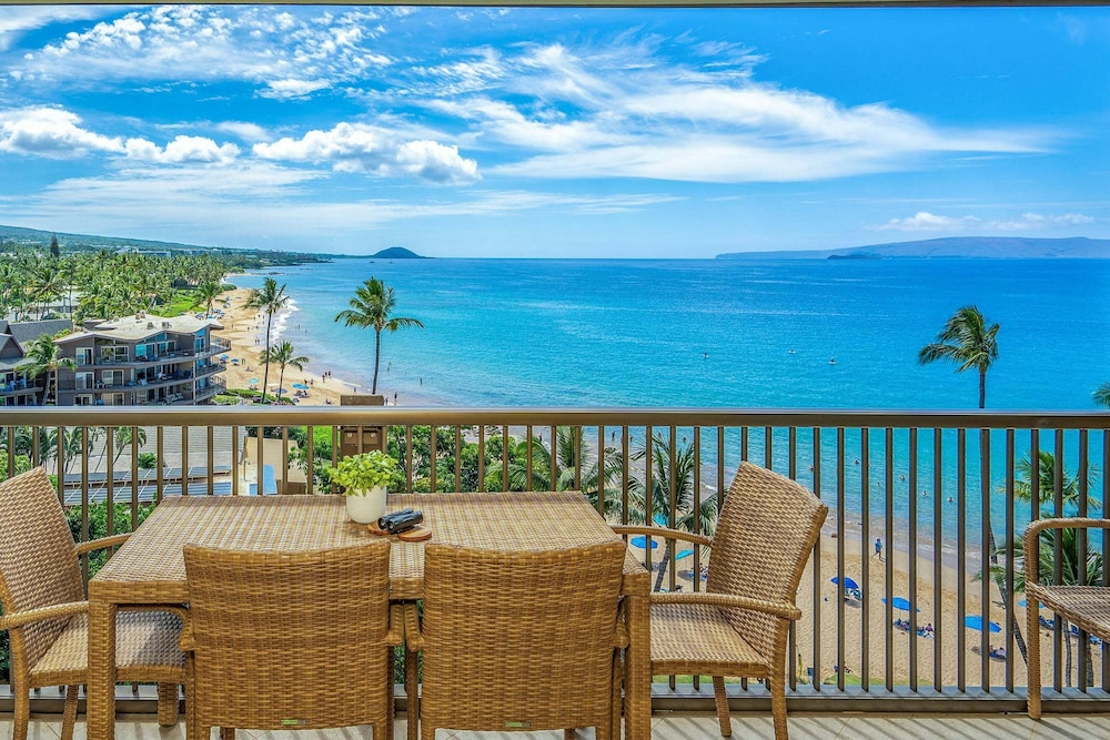 Mana Kai 811 - Oceanfront, Top Floor, Stunning Renovation, 2br, Kings, Split AC