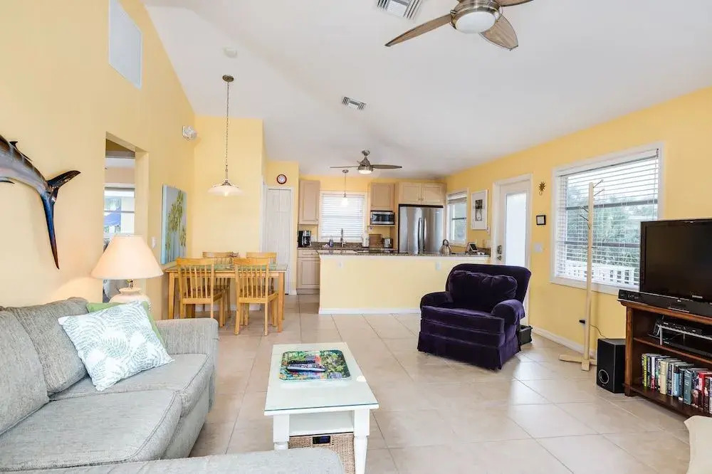 Estero 570 House - 2 Br home by RedAwning