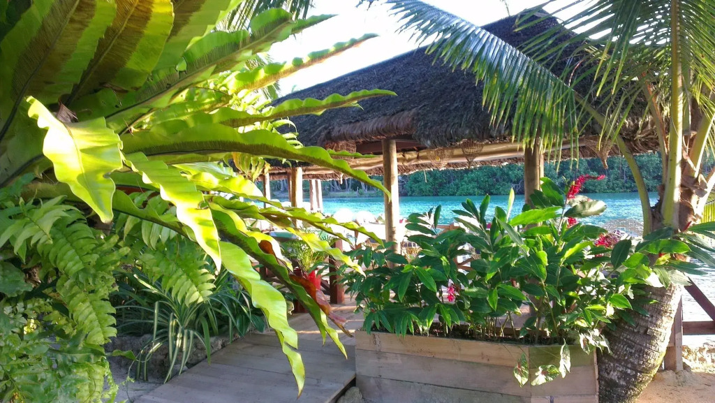 Lagoon Gardens