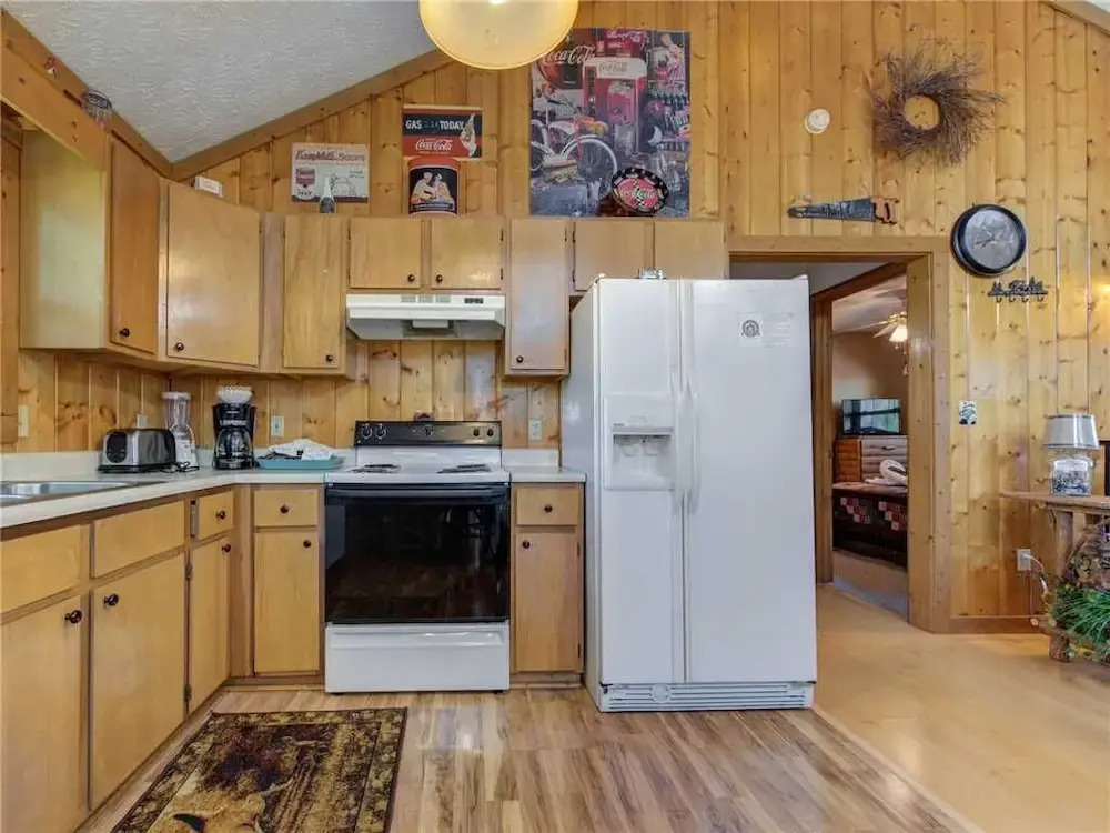 Peanuts Hideaway, 3 Bedrooms, Hot Tub, Fire Pit, Sleeps 10