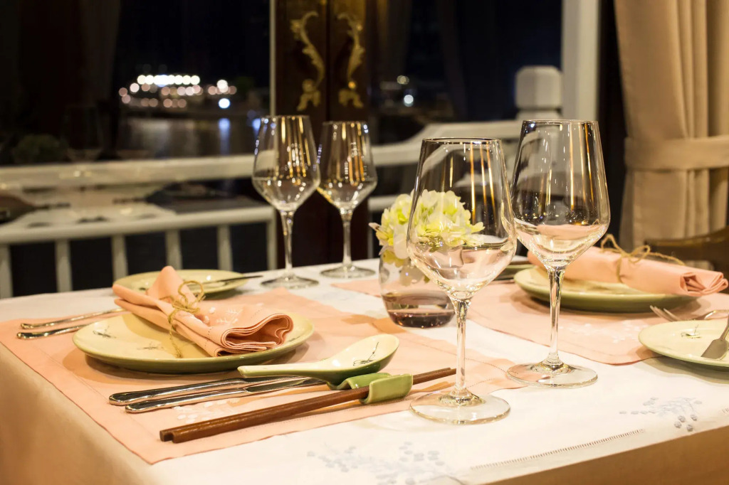 Aphrodite Cruise