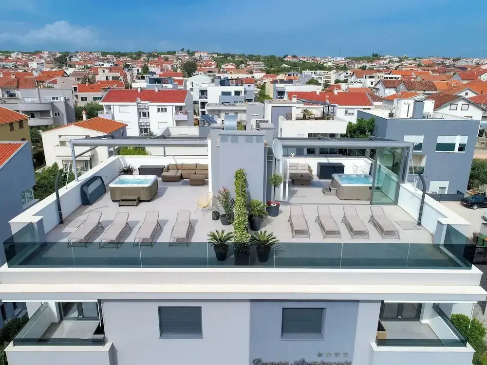 Luxury Majpruz Suites I