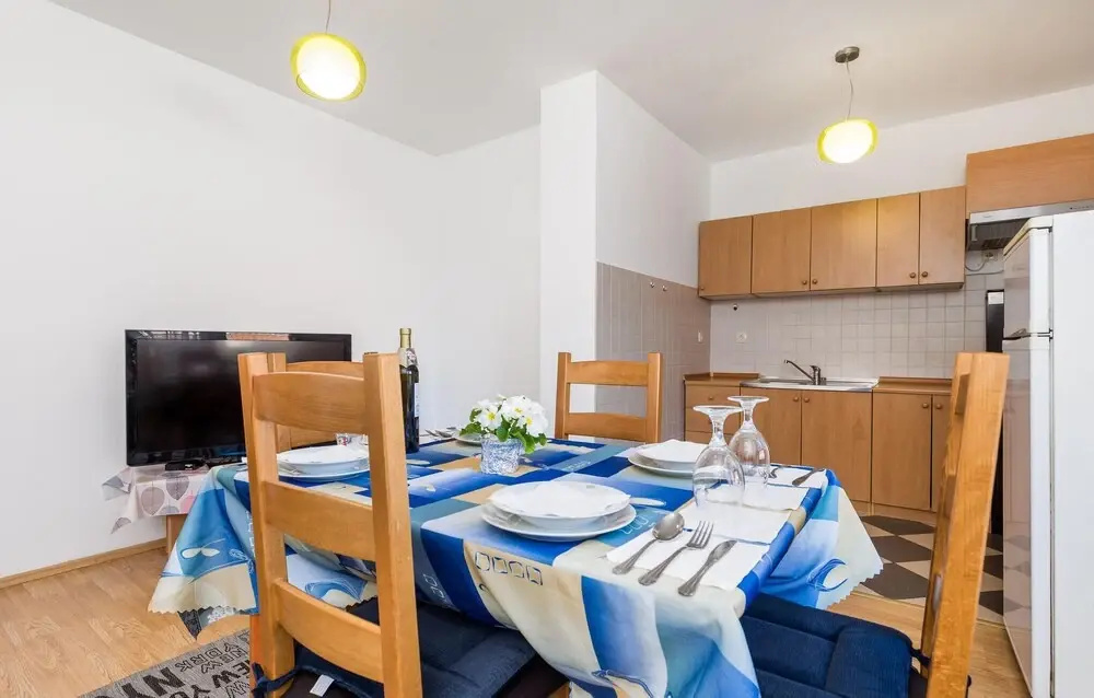 Nice Apartment in Rijeka With 2 Bedrooms and Wifi