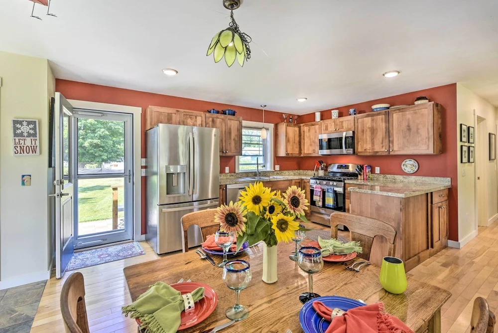 Sunny Morristown Home - Walk to Restaurants!