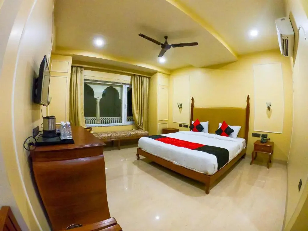 The Taj Vista Agra -walking distance to Taj Mahal