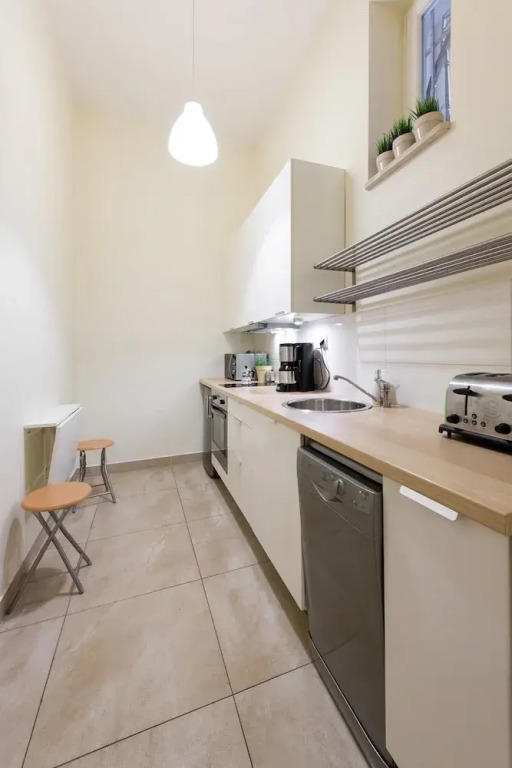 KrakowRentals - Family Apartment