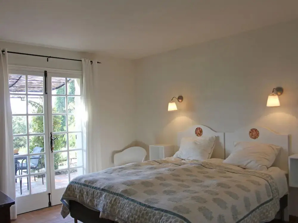Southern French Villa With Private Pool and Stunning Views of the Mediterranean Sea