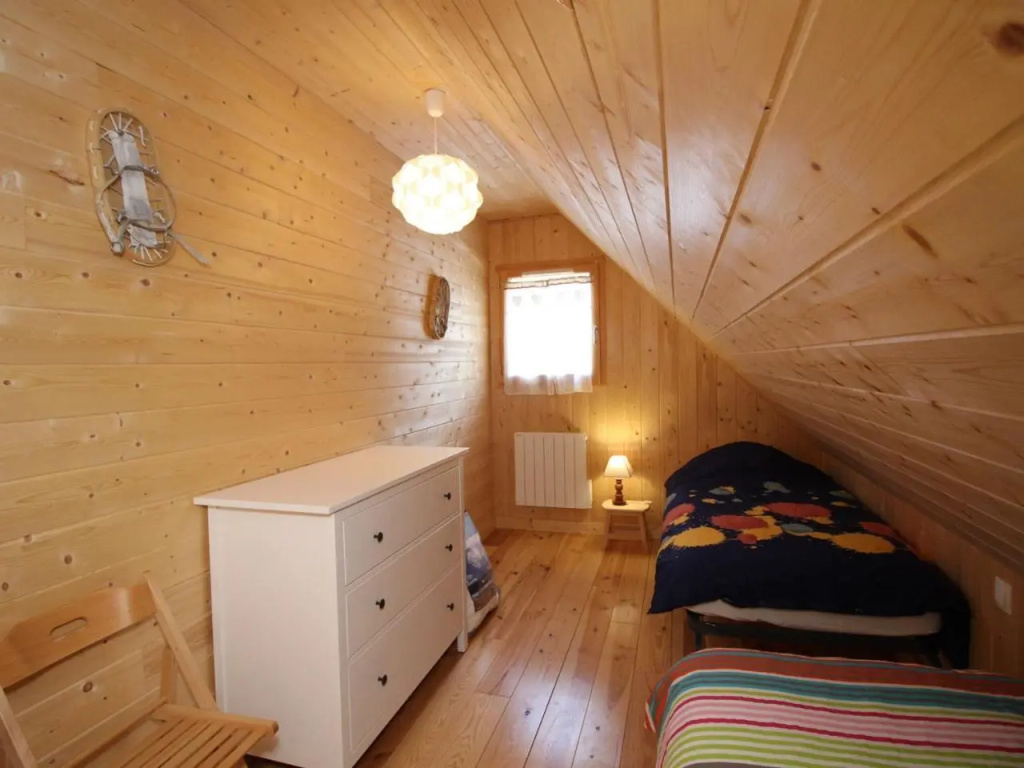 Chalet avec Terrasse Panoramique, WiFi et Parking, 8 Pers. - FR-1-608-15